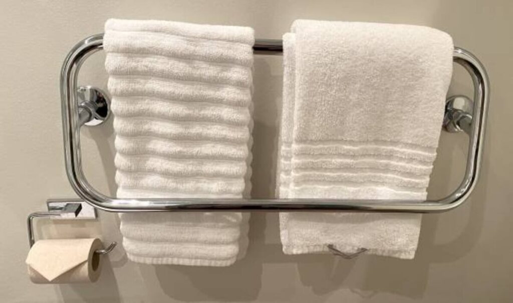 Benefits of Using a Towel Warmer